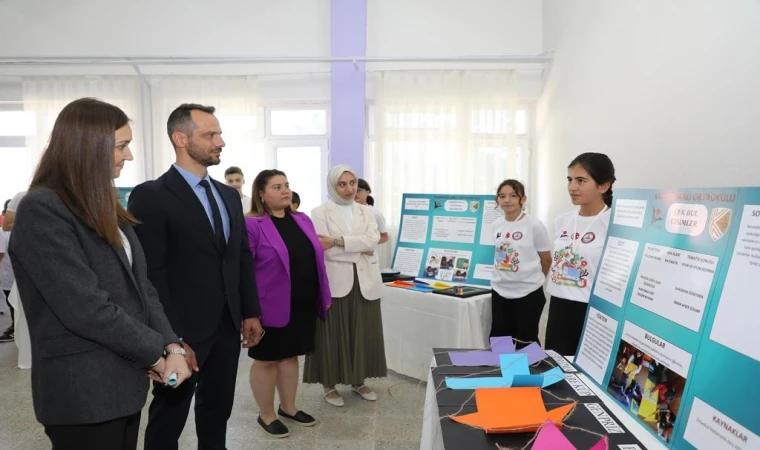 Başkan Durbay genç bilim tutkunlarıyla buluştu