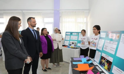 Başkan Durbay genç bilim tutkunlarıyla buluştu