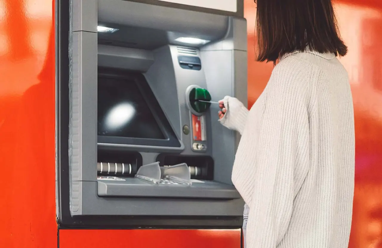 ATM'nin neden kartları yuttuğu ortaya çıktı 2