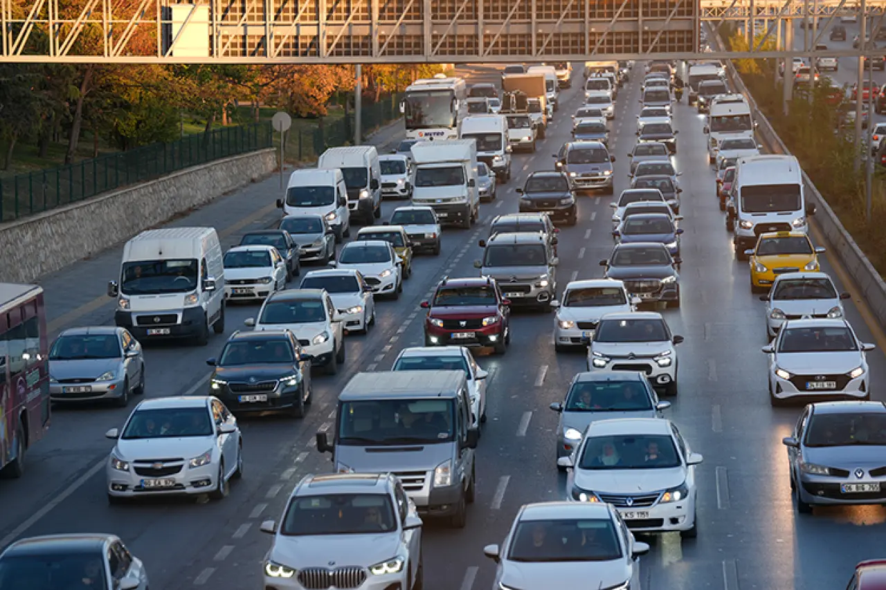 Trafikte lüks görüntünün bedeli 280 bin TL 3