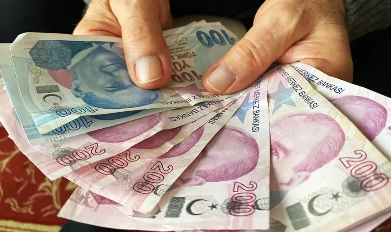 Emekli, dul ve yetimlere 8000 TL yatırılacak 3