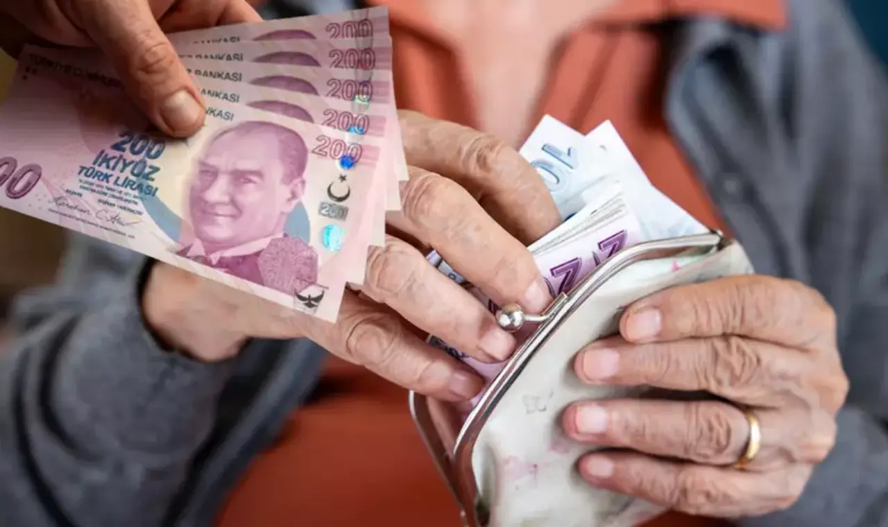 Emekli, dul ve yetimlere 8000 TL yatırılacak 1