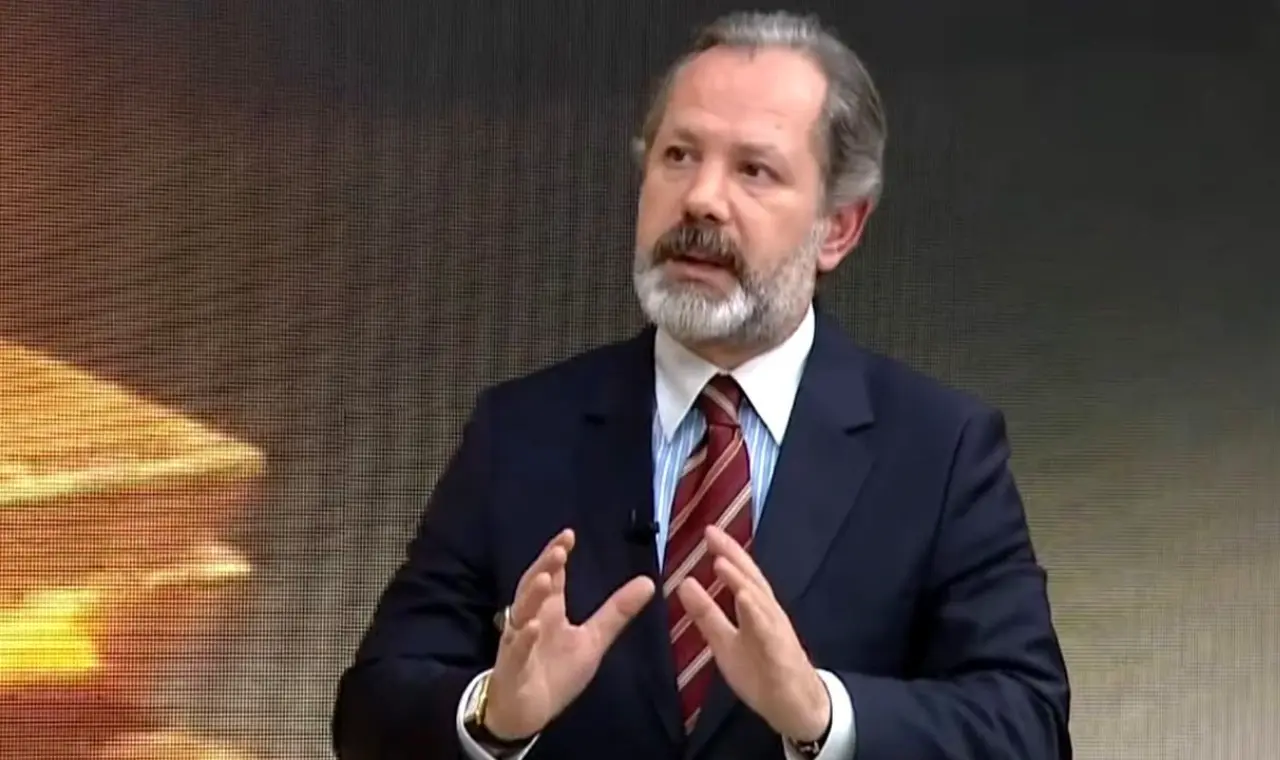 İslam Memiş o ayları işaret edip elinde altını olanları uyardı! 3