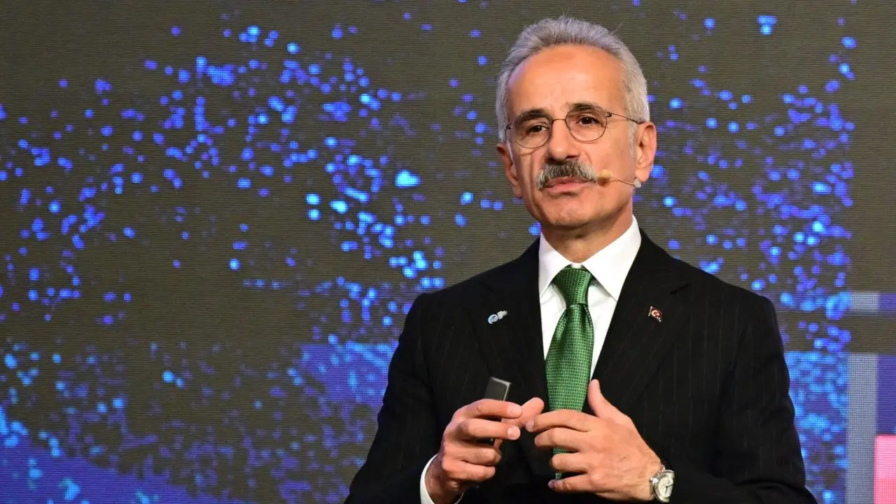 Bakan Uraloğlu açıkladı Karadeniz'in ulaşım haritası baştan çiziliyor 2