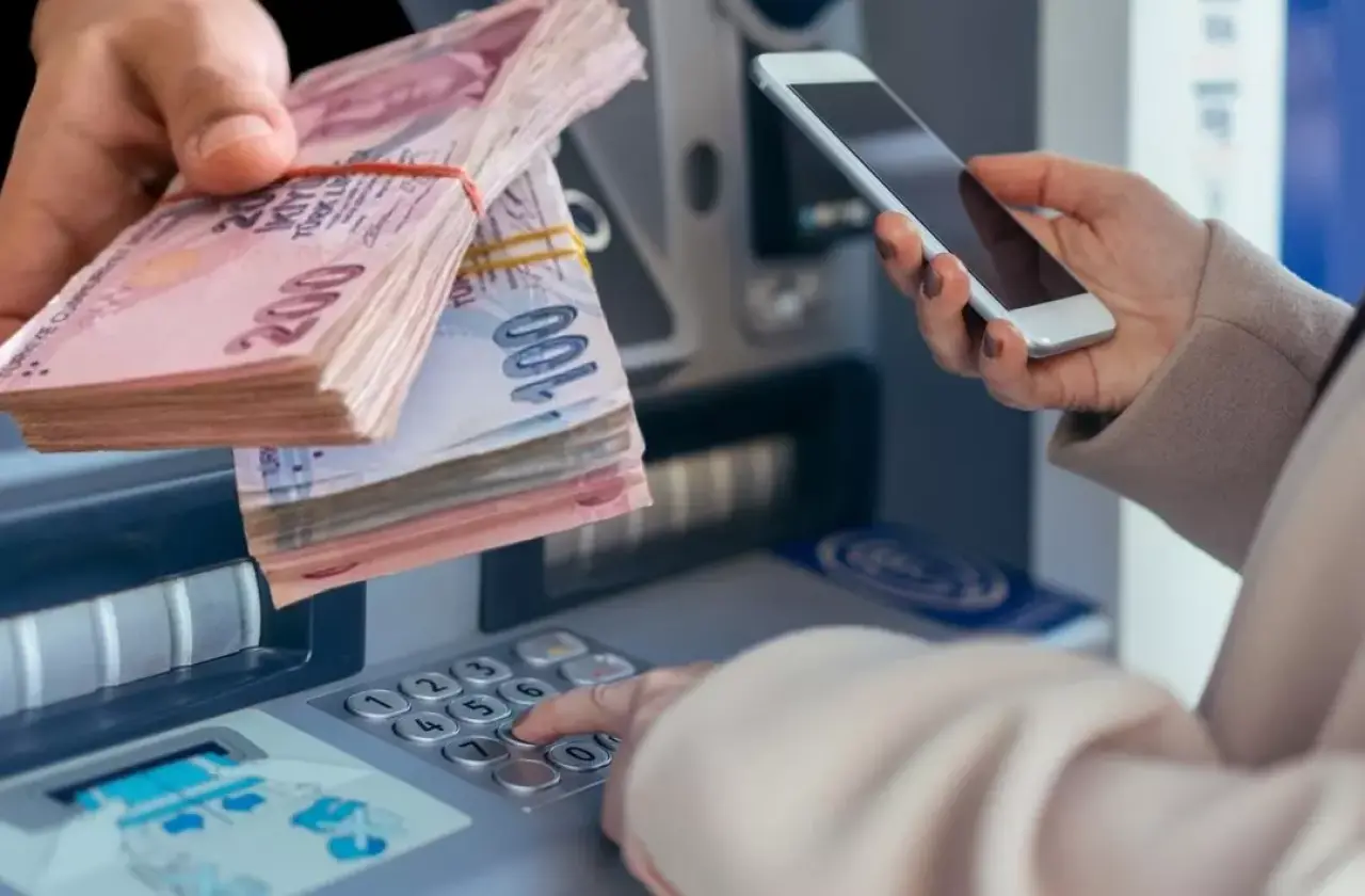 Bakan duyurdu: Zamlı evde bakım maaşı yattı 4