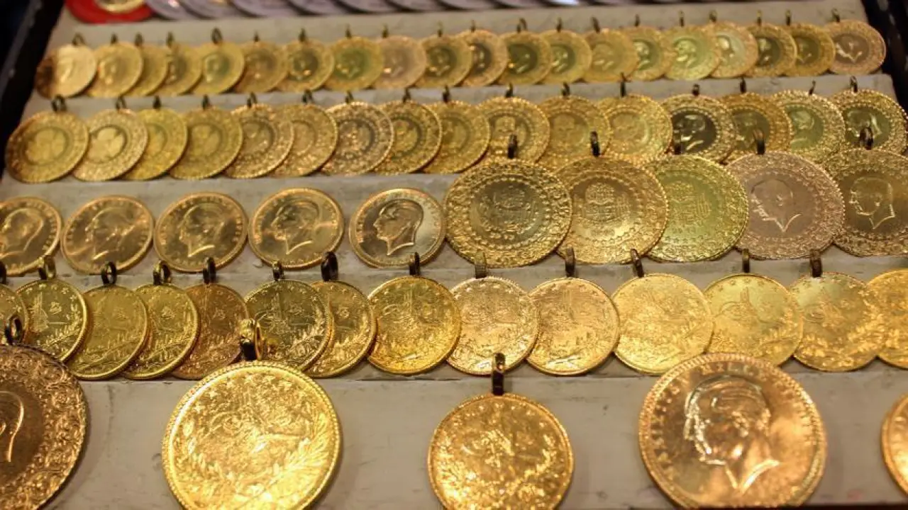 Piyasalarda gram altın rüzgarı arkasına aldı 1