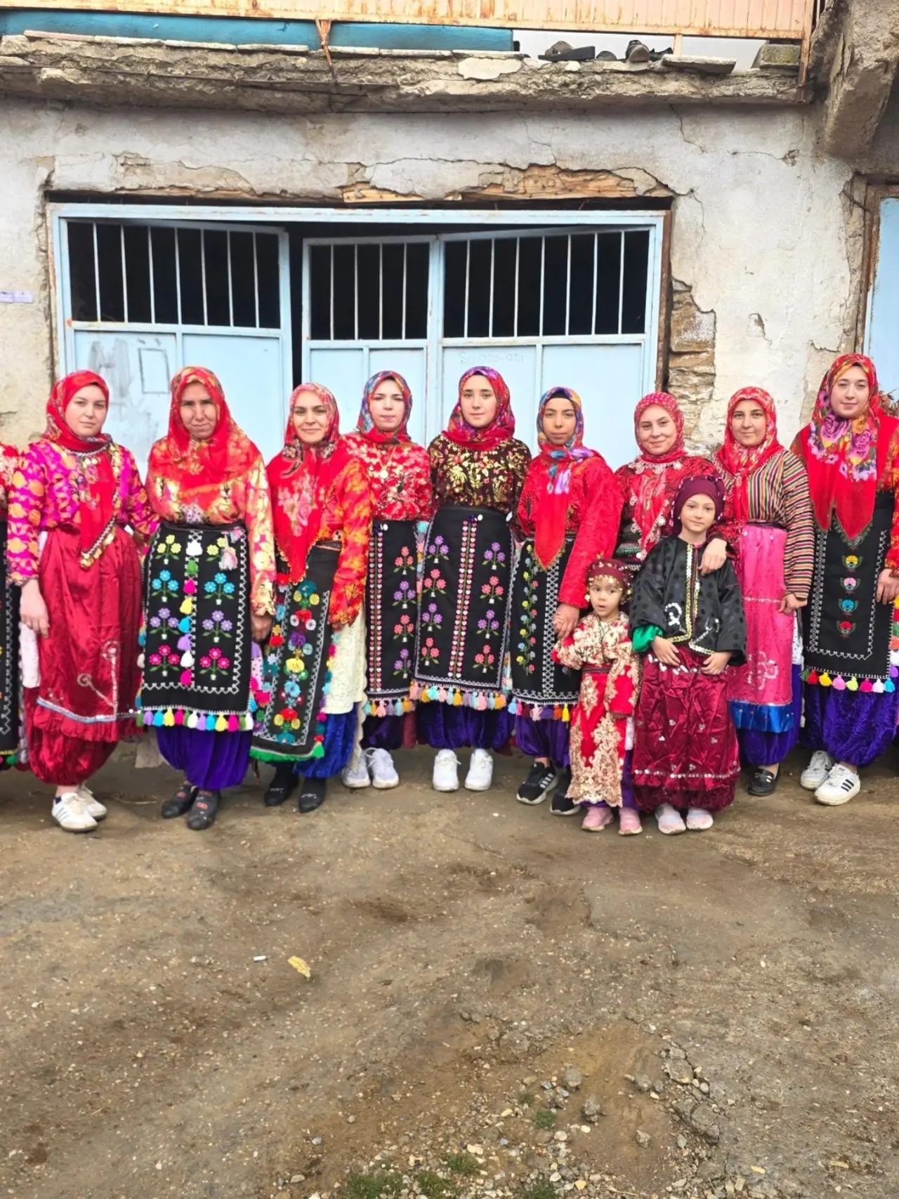 Manisa’nın gelenekleri bu renklerde yaşıyor 3
