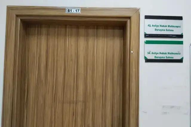 CHP kurultay iptali davası ertelendi