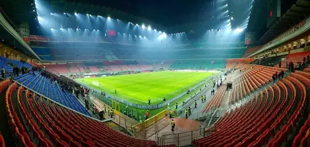 197 milyon euroya satıldı! Tarihi stadyum yıkılıyor