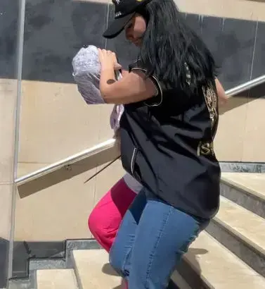 Yemek programıyla ünlenen şef ve kocasına 28 milyonluk vurgun