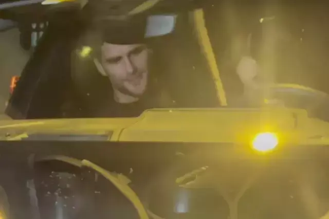 Torreira defterini kapatan Devrim Özkan, yanında sürpriz bir isimle yakalandı