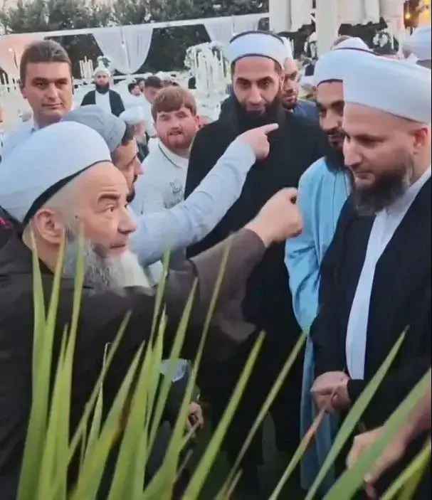 Cübbeli Ahmet Hoca'nın oğlu evlendi: İşte düğünden ilk görüntüler