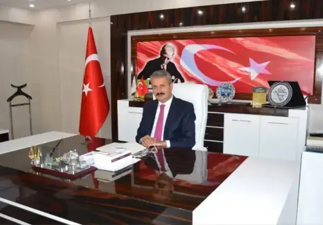 AK Partili Yahşihan Belediye Başkanı Ahmet Sungur gözaltına alındı