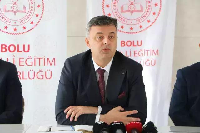 Öğretmenlerin artık bu kıyafetleri giymesi yasak