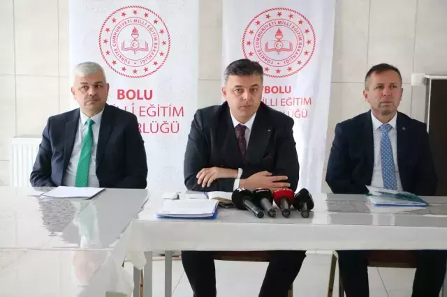 Öğretmenlerin artık bu kıyafetleri giymesi yasak