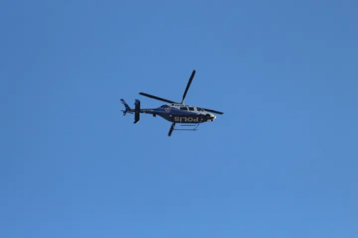 Helikopterlerin gözetiminde 
