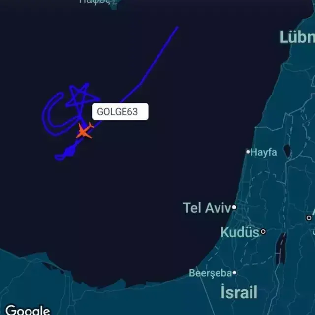 Türkiye'ye ait bir SİHA, Gazze'deki ateşkes sonrası Akdeniz'de ay yıldız çizdi
