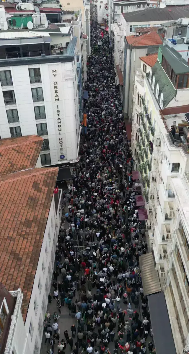 İstanbul, Ankara ve İzmir'de binlerce kişi Gazze için yürüyor
