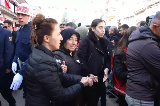 Türkiye şehitlerini uğurluyor! Devlet erkanı Ankara'daki törende