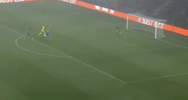 En-Neysri, Viktoria Plzen maçında mutlak fırsattan yararlanamadı