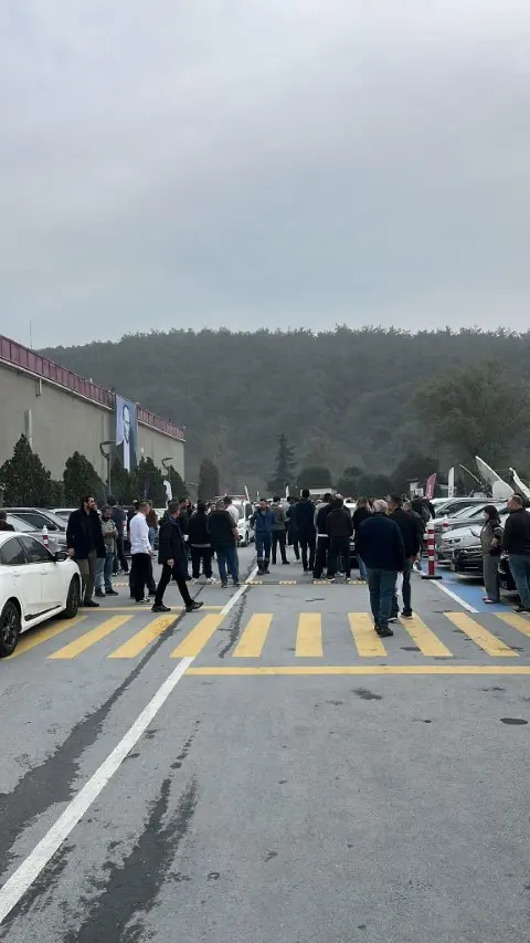 beIN Sports'un televizyon binasına gelen şüpheli paniğe neden oldu: Üzerindeki silah oyuncak çıktı