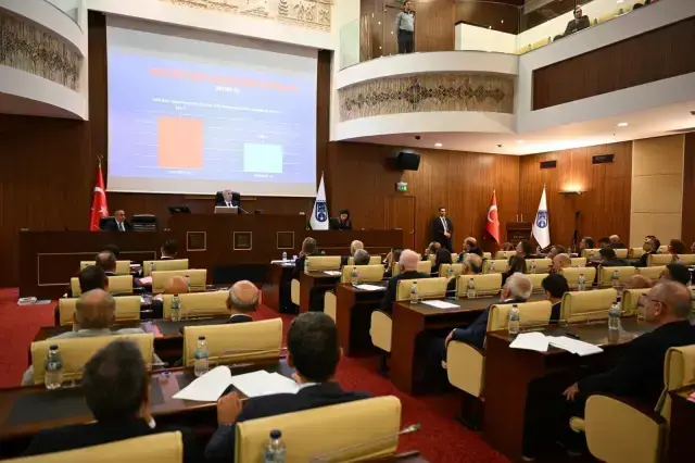 Mansur Yavaş küplere bindi: Bağırma lan, ne bağırıyorsun!