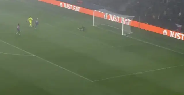 En-Neysri, Viktoria Plzen maçında mutlak fırsattan yararlanamadı