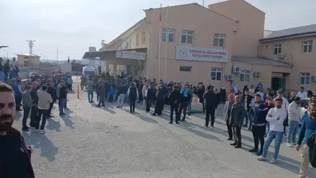 Diyarbakır'da viyadük inşaatında iskele çöktü: 3 ölü, 2 ağır yaralı