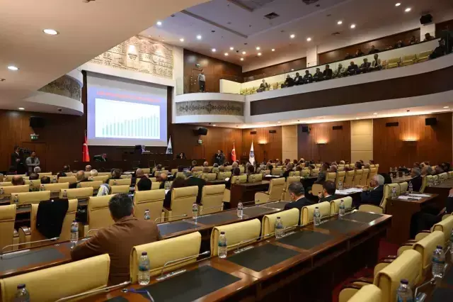 Mansur Yavaş küplere bindi: Bağırma lan, ne bağırıyorsun!