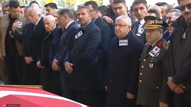 Türkiye şehitlerini uğurluyor! Devlet erkanı Ankara'daki törende