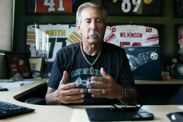 Ünlü oyuncu John Beam üniversite kampüsünde öldürüldü