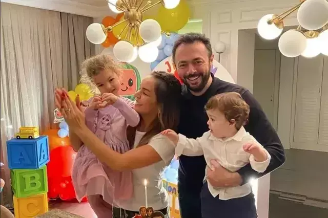 Bengü'nün kalp emojili paylaşımı olay oldu! Eski eşiyle sıcak görüntüler