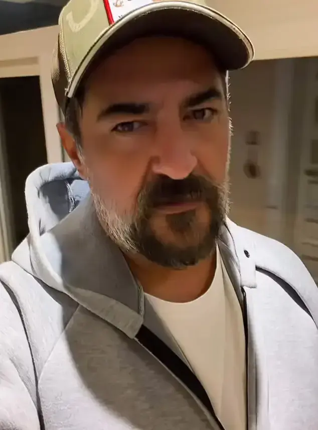 Oyuncu Celil Nalçakan trafik kazası geçidi