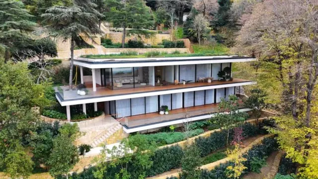 Adnan Oktar'ın eski villası Rus Oligark'ın restorasyonundan geçti! İşte son hali