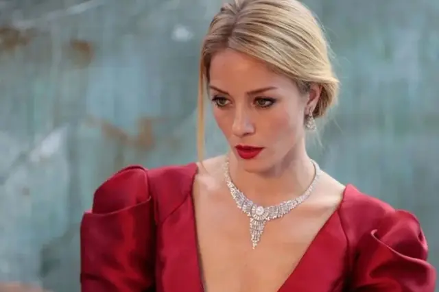 Bade İşçil'den samimi itiraf: Kadınlar tarafından dışlanıyordum