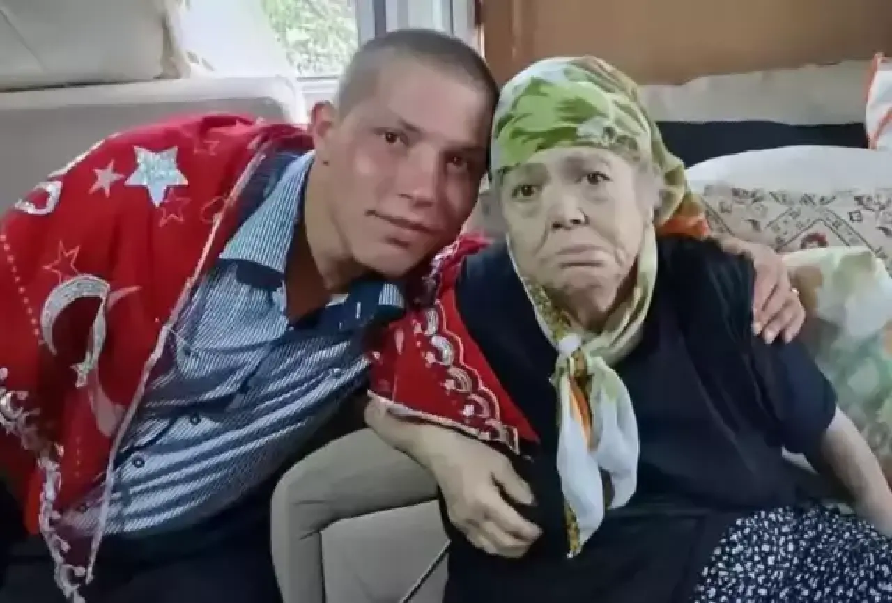 Asker İbrahim Çetin, asker ocağında aldığı acı haberle sarsıldı