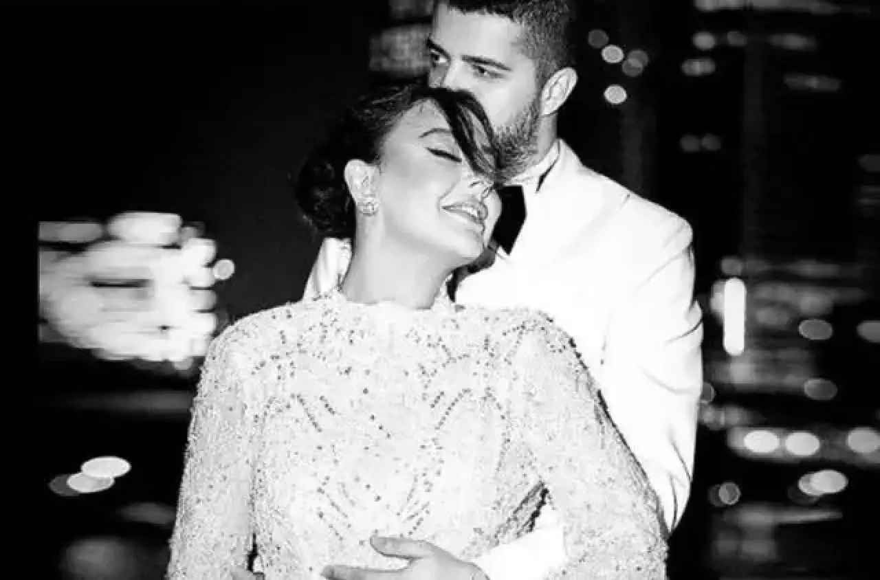Yay gibi kaşlarıyla hafızalara kazınmıştı, Ebru Gündeş'ten büyük değişim