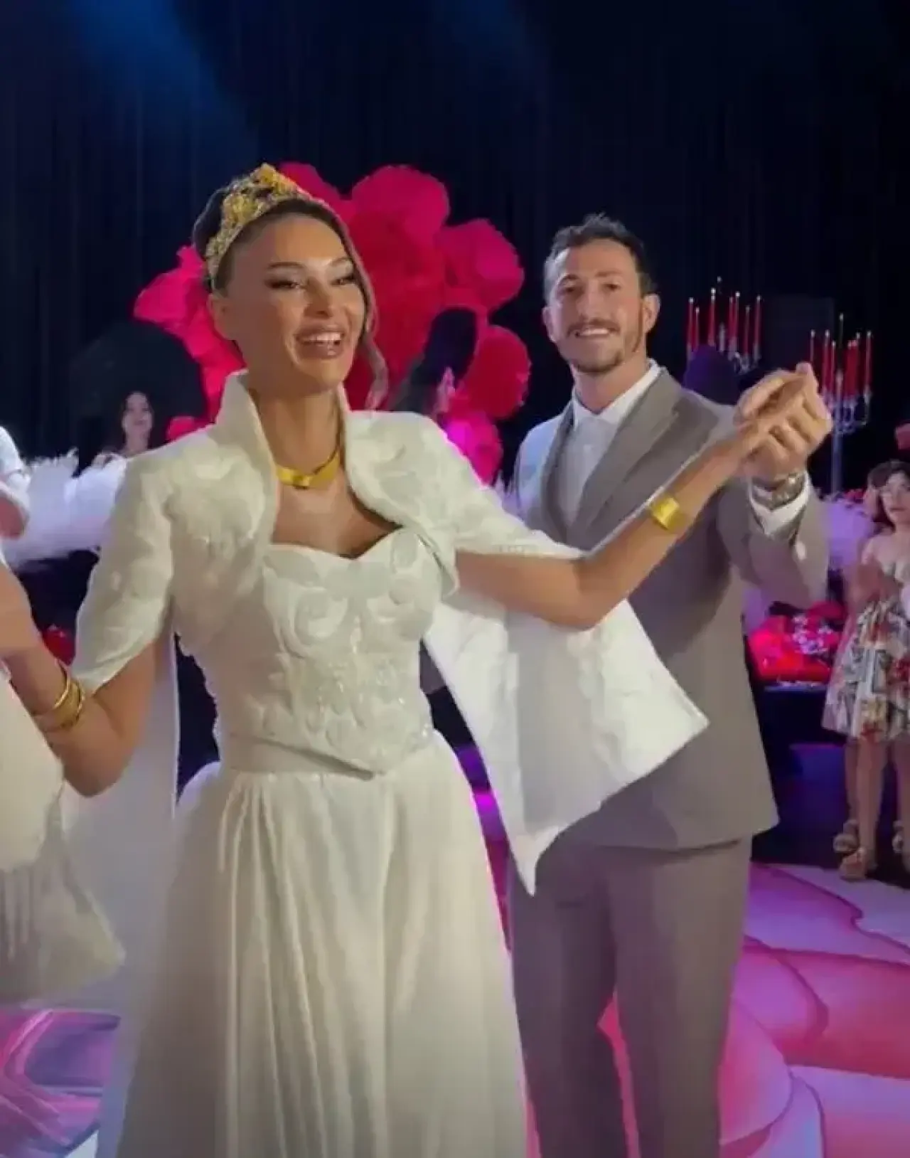 Survivor Berkan Karabulut ve Miss Turkey güzeli Lale Onuk bu akşam evleniyor