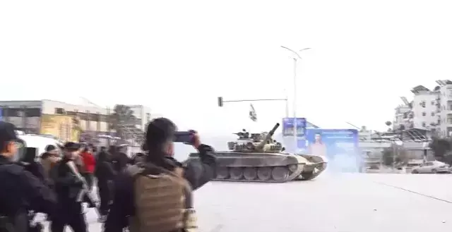 YPG'ye verilen süre doldu, Suriye ordusu operasyona başladı