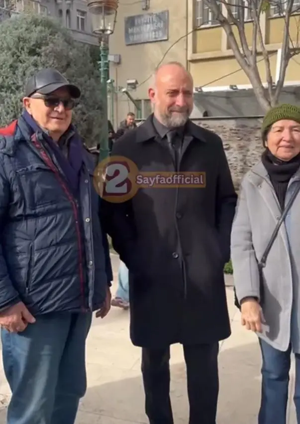 Haldun Dormen'in cenazesinde fotoğraf yarışına girdiler