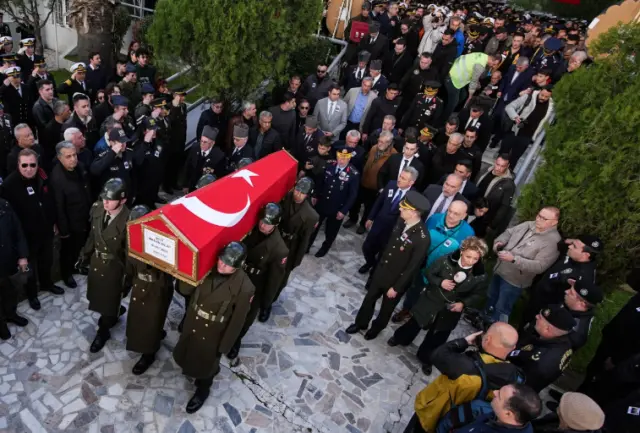 Kahraman pilot büyük bir faciayı önlemiş