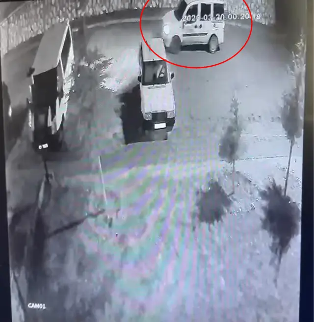 Şüpheli Aykut Aslan'ın ticari araçla gelip ikamet adresine girdiği an güvenlik kamerasına yansıdı