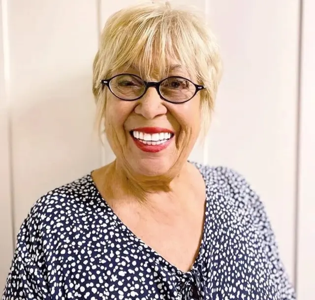 Tülay Özer