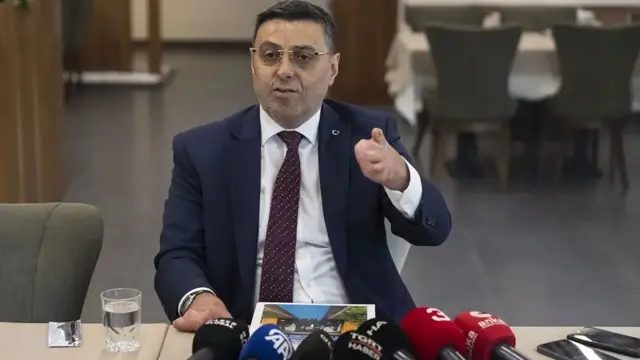 AK Parti İstanbul Milletvekili Serkan Bayram AK Parti İstanbul Milletvekili Serkan Bayram